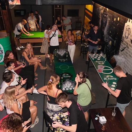 Ao Nang Balcony Party Hostel - 18-40 (Adults Only) מראה חיצוני תמונה