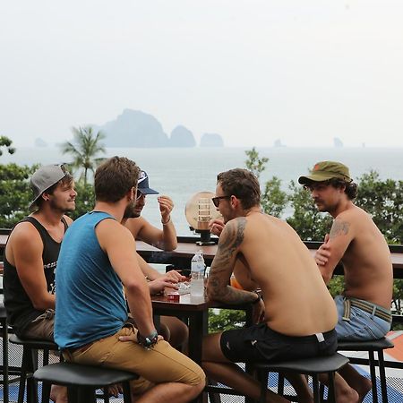 Ao Nang Balcony Party Hostel - 18-40 (Adults Only) מראה חיצוני תמונה