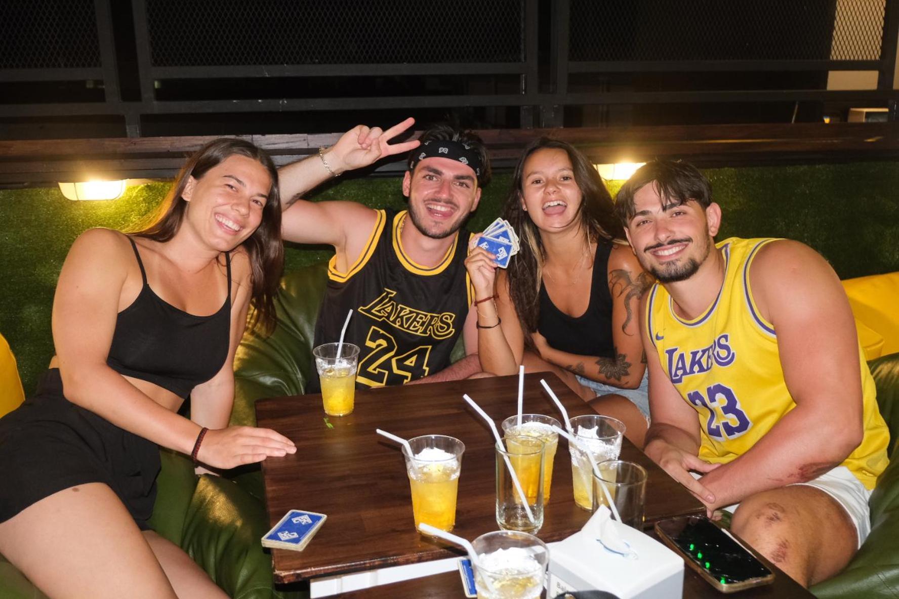 Ao Nang Balcony Party Hostel - 18-40 (Adults Only) מראה חיצוני תמונה