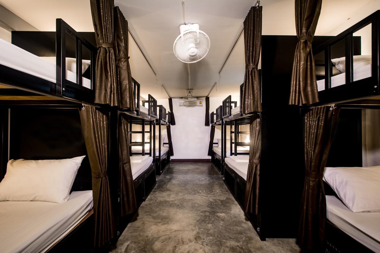 Ao Nang Balcony Party Hostel - 18-40 (Adults Only) מראה חיצוני תמונה
